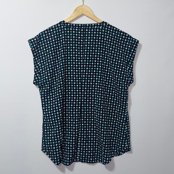 Van Heusen Polkadot Button Down Blouse women’s size large - Picture 2 of 6